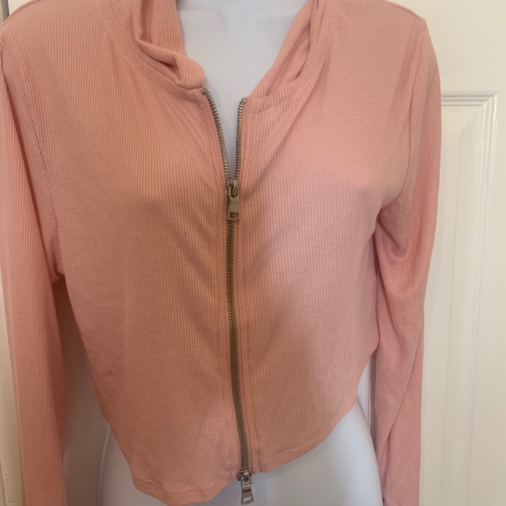 Derek Heart Ladies hooded - zippered crop top. Nwt